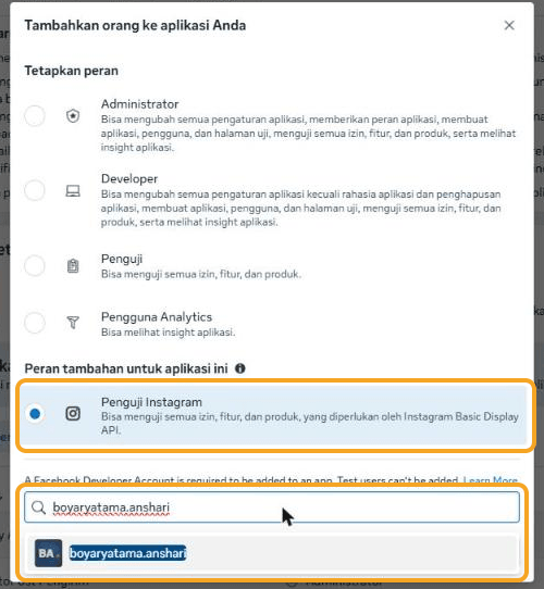 Jendela "Tambahkan orang ke aplikasi Anda": pilihan "Penguji Instagram" di bagian "Peran tambahan untuk aplikasi ini" terpilih, dan kolom nama pengguna beserta saran akun di bawahnya — keduanya disorot. Pilihan Administrator, Developer, Penguji, dan Pengguna Analytics tidak dipilih.