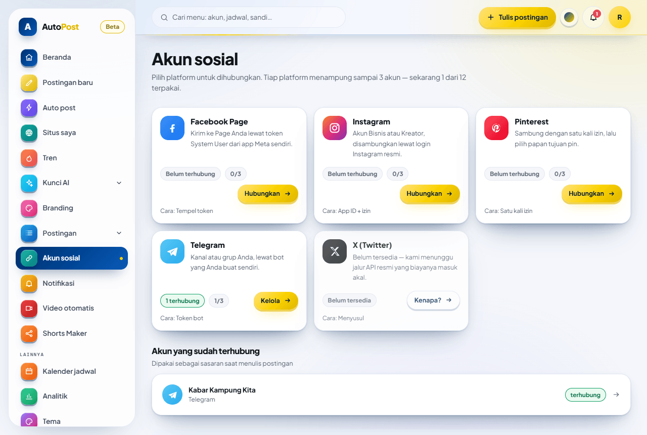 Halaman Akun sosial. Kartu Telegram ada di antara kartu platform lain.